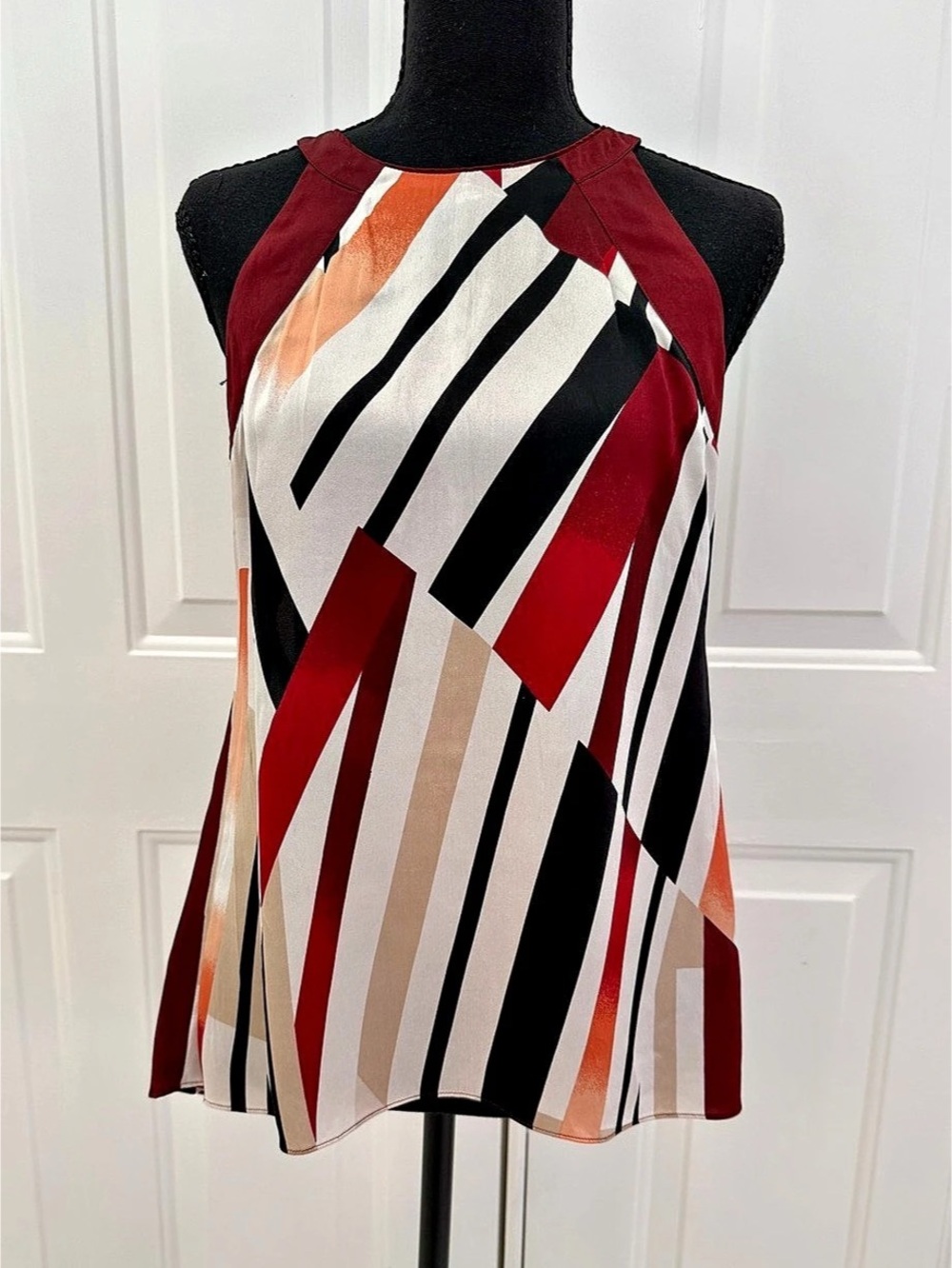 White House Black Market Silk Geometric Halter Tank in Red & Black Size 0